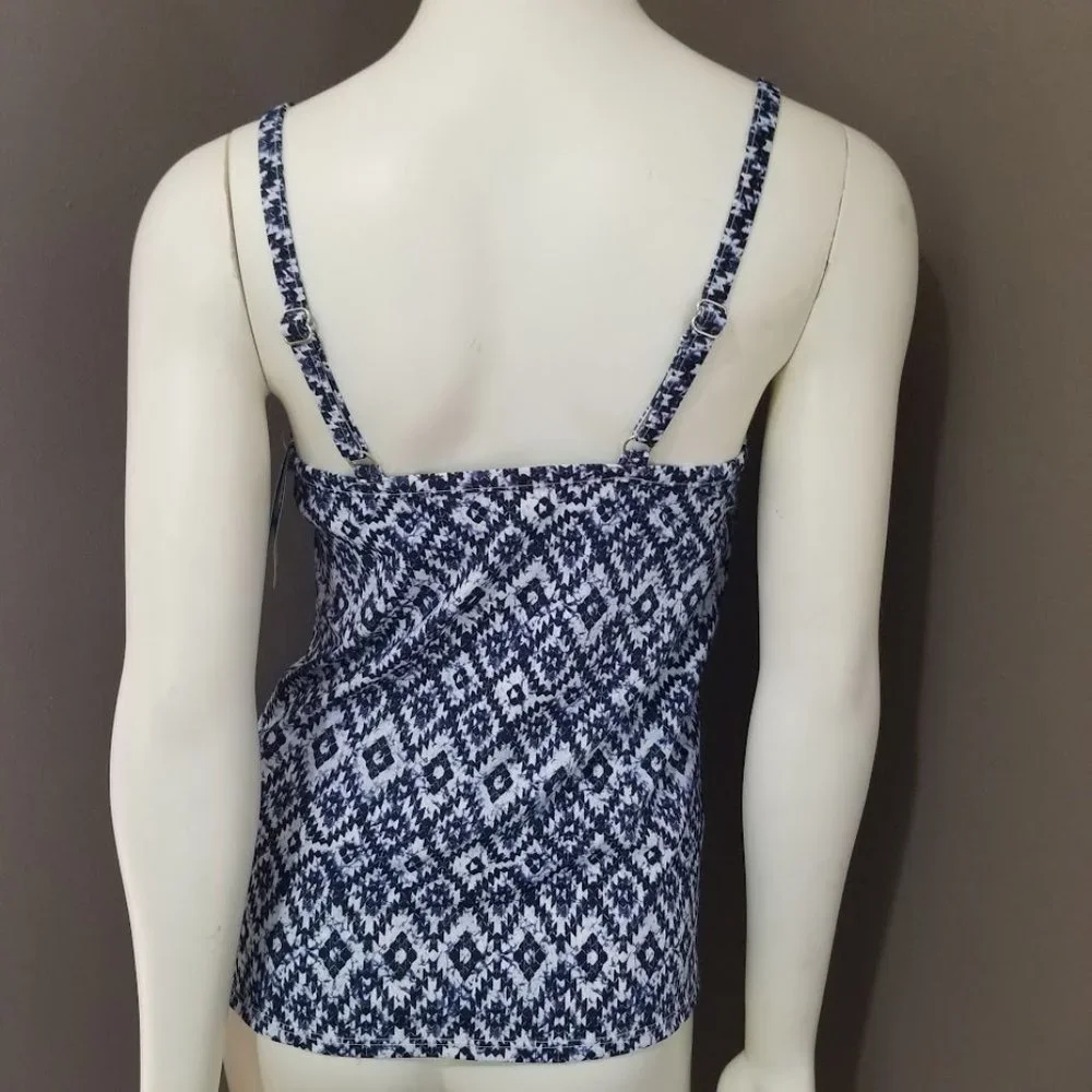 Swim Solutions Twist-Front Flyaway Tankini Top - Picture 4 of 9